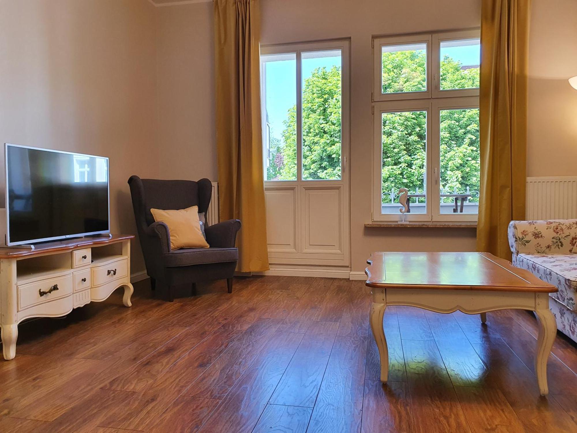 Apartament Monte 42 *